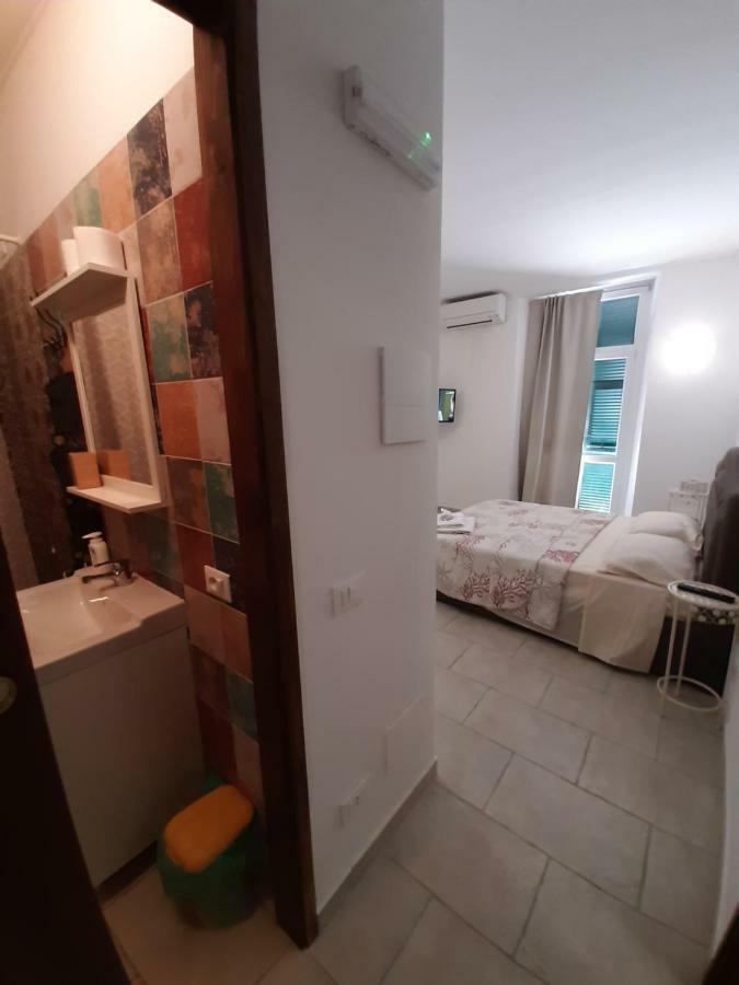 Hotel Casa Chicca La Spezia Esterno foto