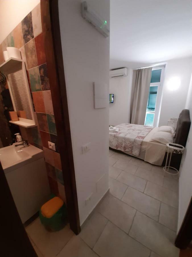 Hotel Casa Chicca La Spezia Esterno foto